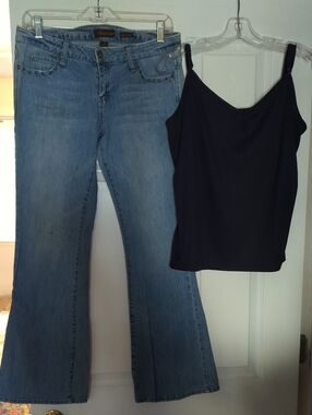 *Outfit* Vintage Aeropostale Blue Jeans (7/8 S) And Inc Tank Top (M)